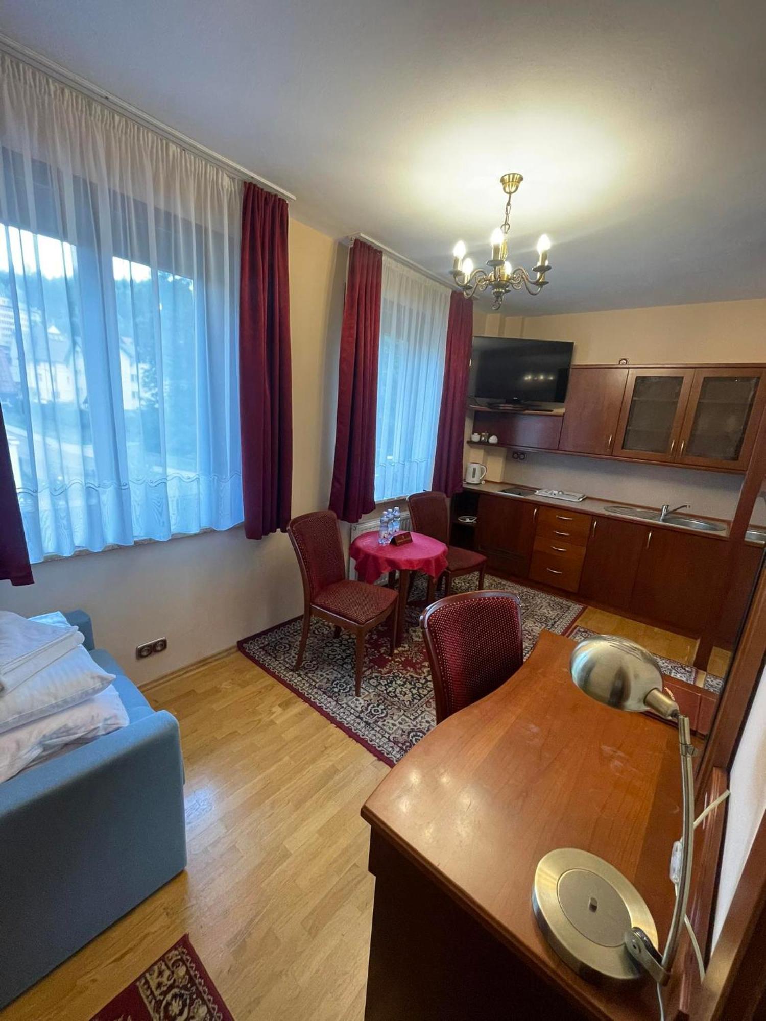 Pensjonat Szach Krynica Exterior foto